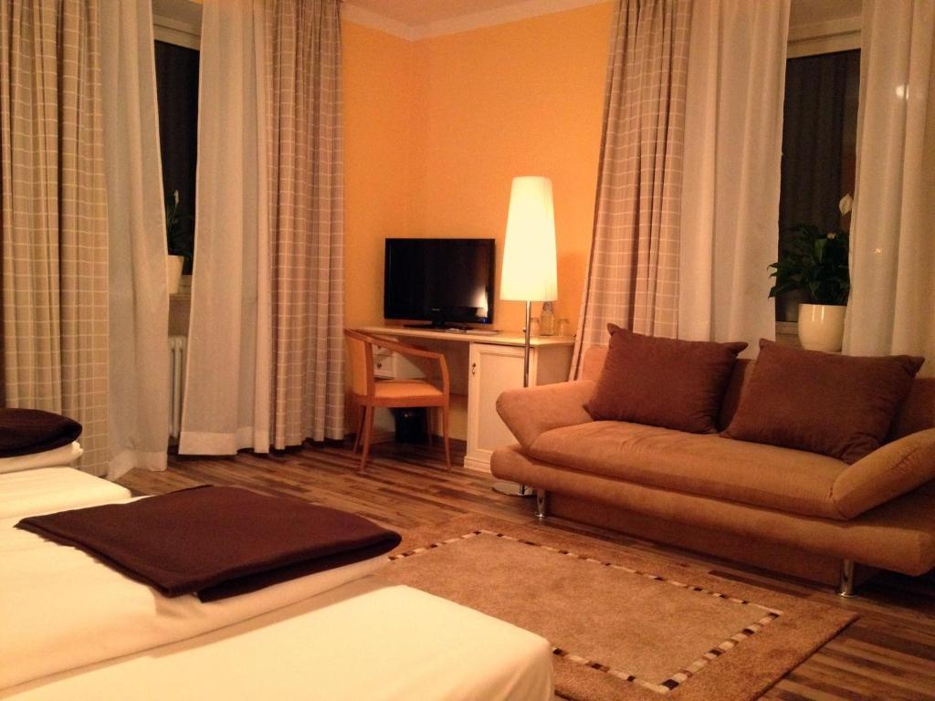 Hohenschäftlarn Hotel Schlee חדר תמונה