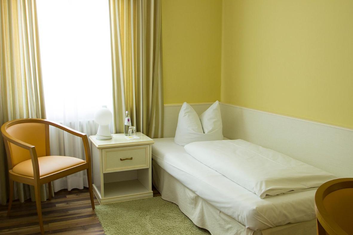 Hohenschäftlarn Hotel Schlee חדר תמונה