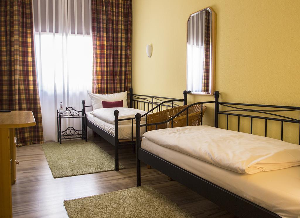 Hohenschäftlarn Hotel Schlee חדר תמונה